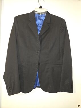This Devon-Aire fine riding attire jacket